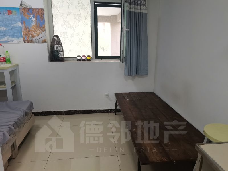 人和蓝湾1室1厅1卫28m²1100元/月
