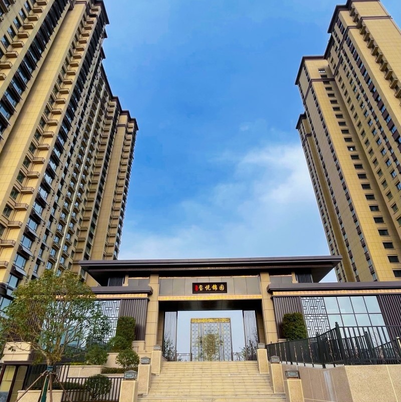 房东直售！3室1厅1卫79万元130m²毛坯。送19平方储藏室
