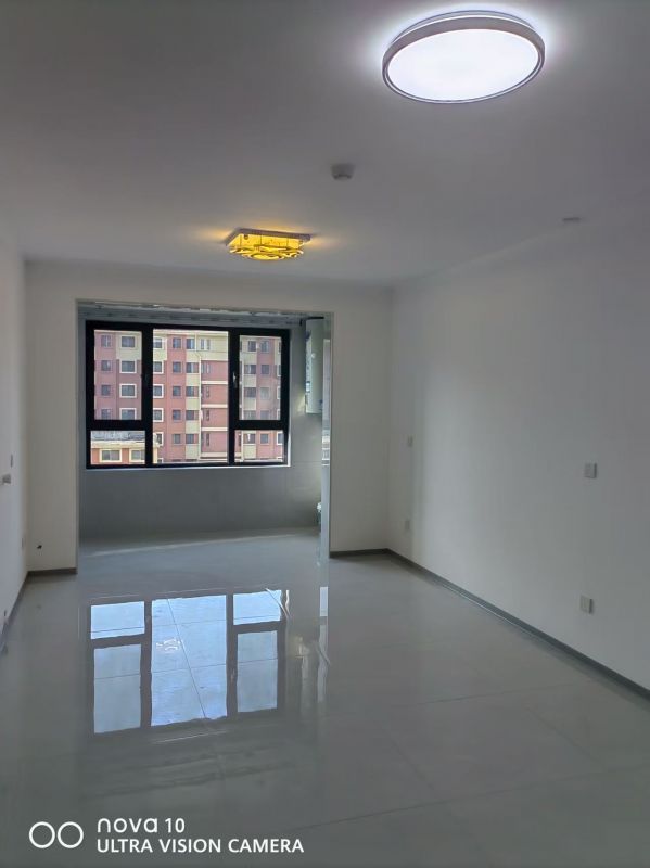 普通装修2室2厅1卫90m²1500元/月