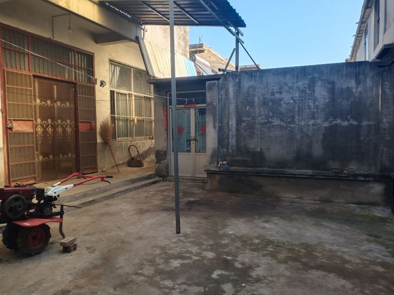 普通装修独院出租