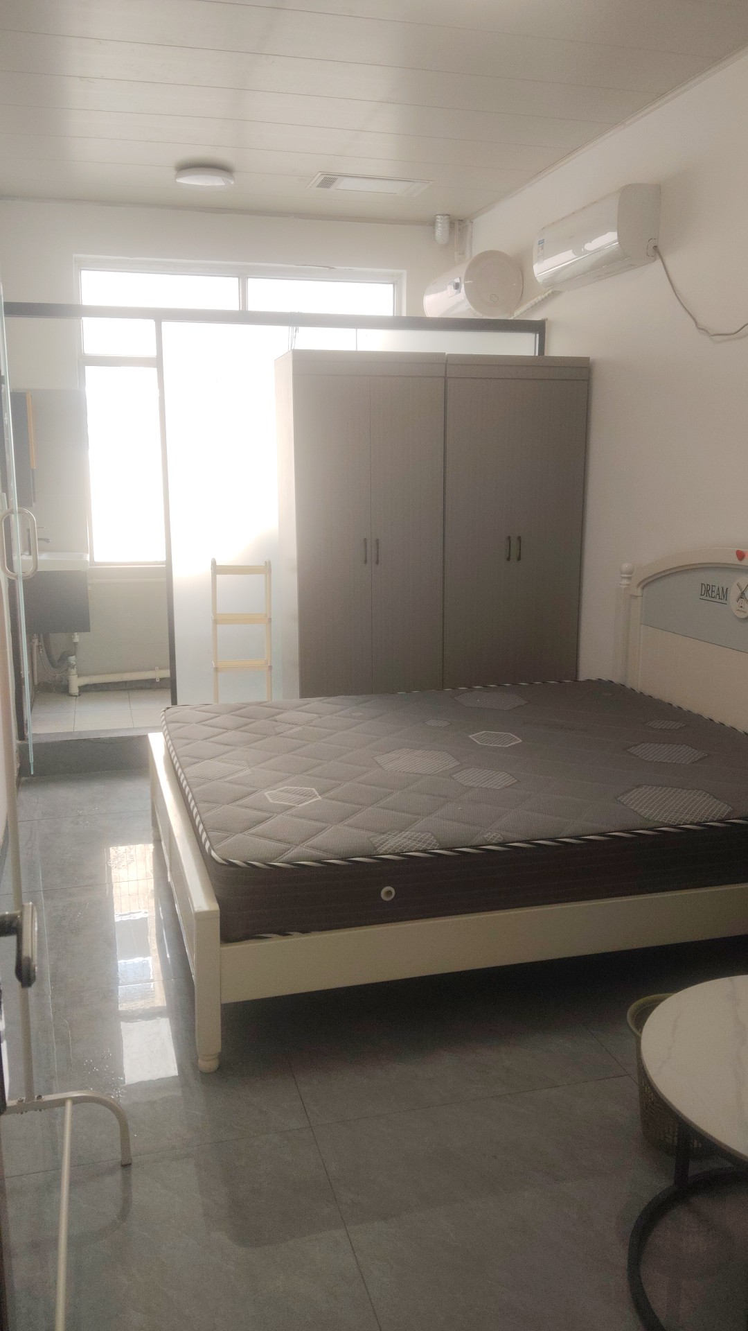 精装修！1室1厅1卫60m²，温馨舒适有钥匙，好房便宜出租。