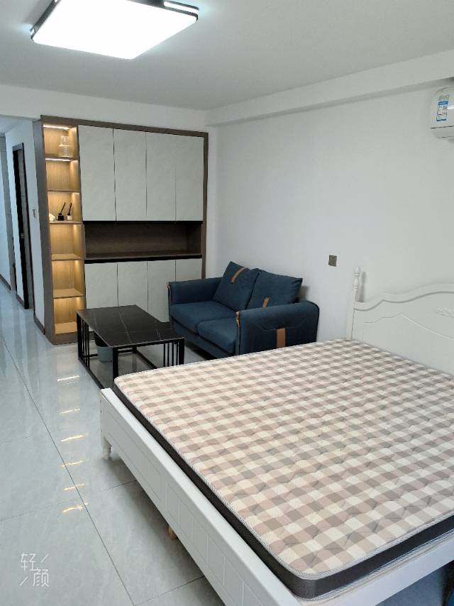 精装修1室1厅1卫60m²1250元/月