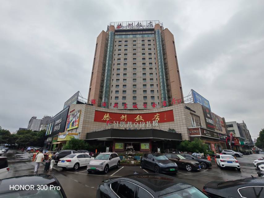 普通装修5室0厅0卫400m²15000元/月