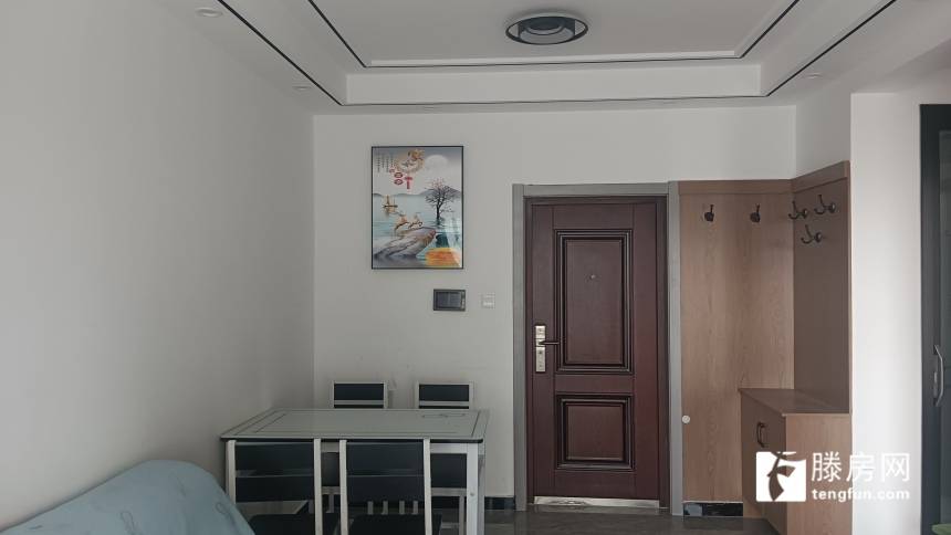精装修2室2厅1卫78m²好楼层，精装修，拎包住