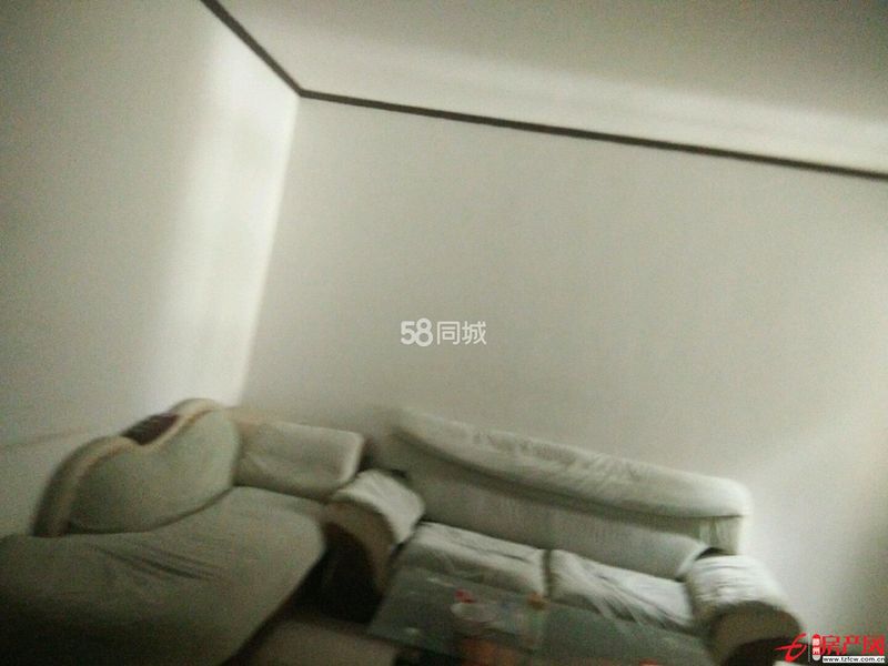 碧桂园小区，标间，带天然气家电齐全