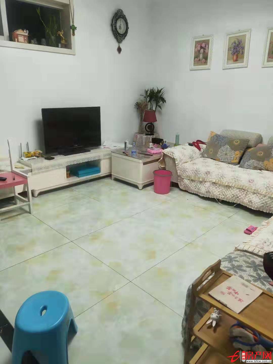 玫瑰园 两室两厅精装修 家具家电基本齐全，拎包入住