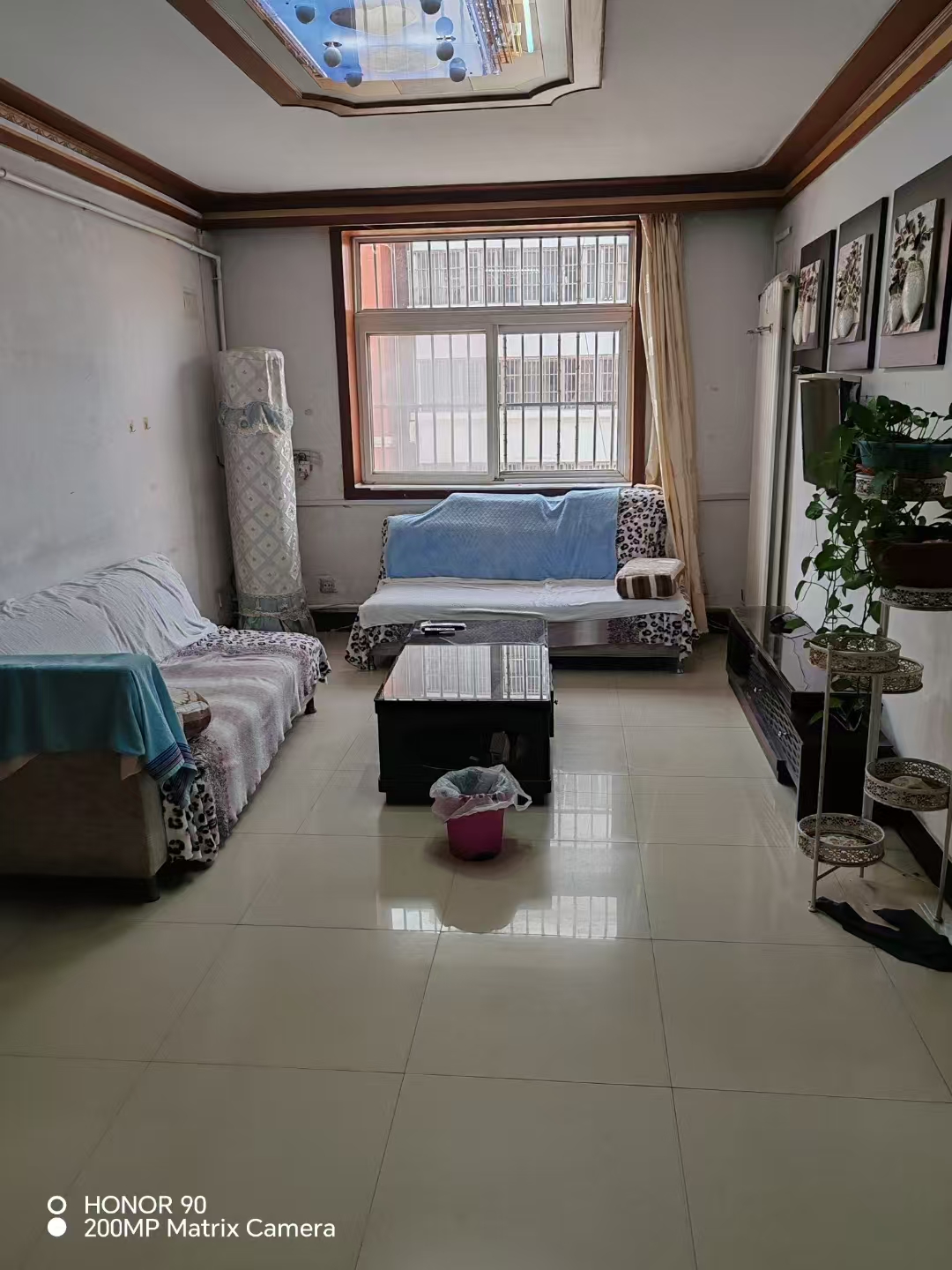 普通装修3室2厅1卫103m²1150元/月