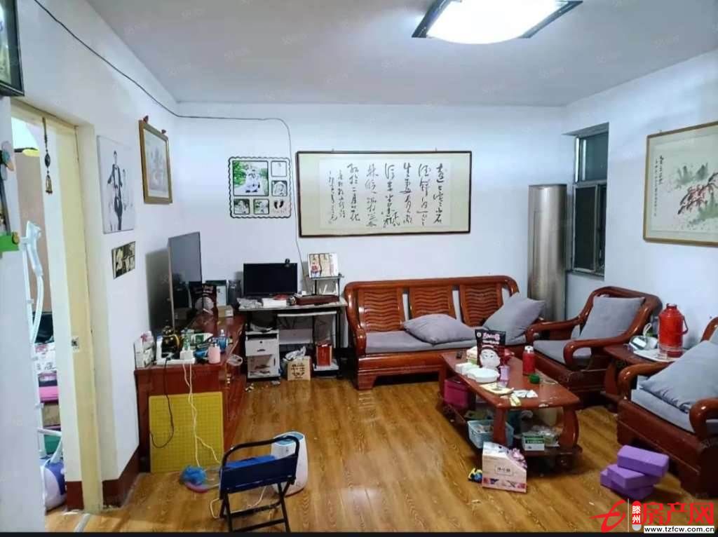 信达小区多层四楼，户型好，证满五年，可以贷款
